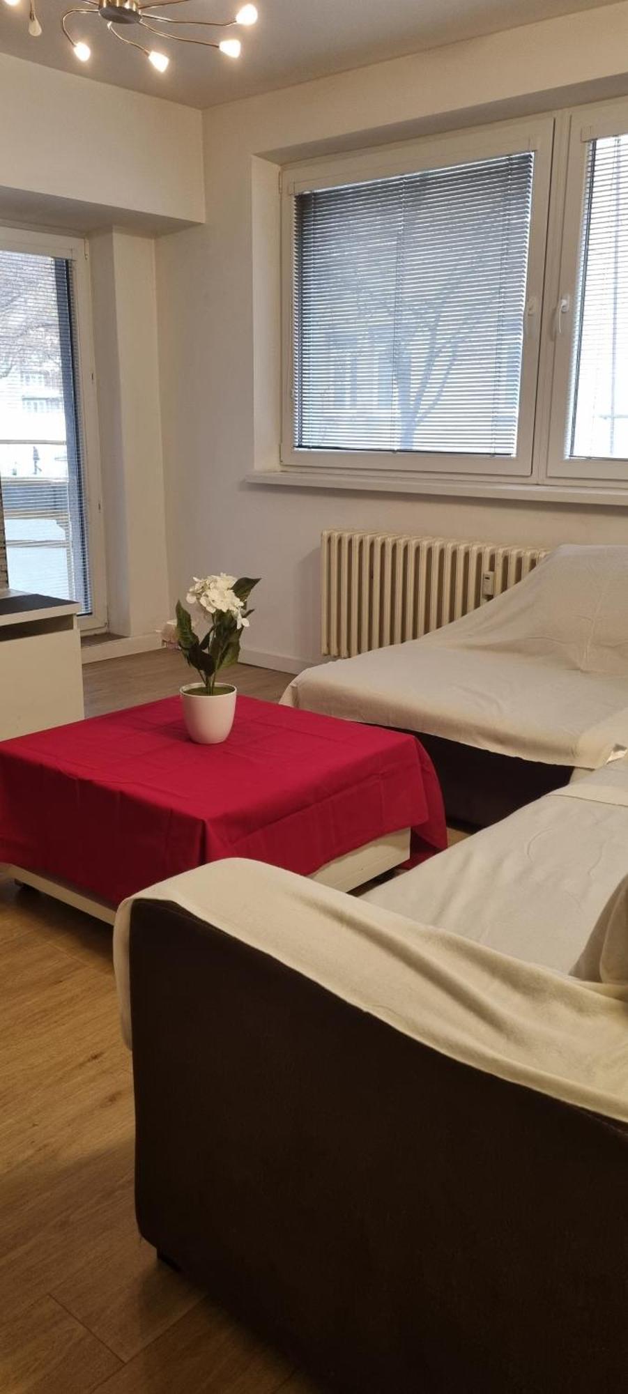 Huge Apartment Next To Train Station Close To The City Center Pozsony Kültér fotó